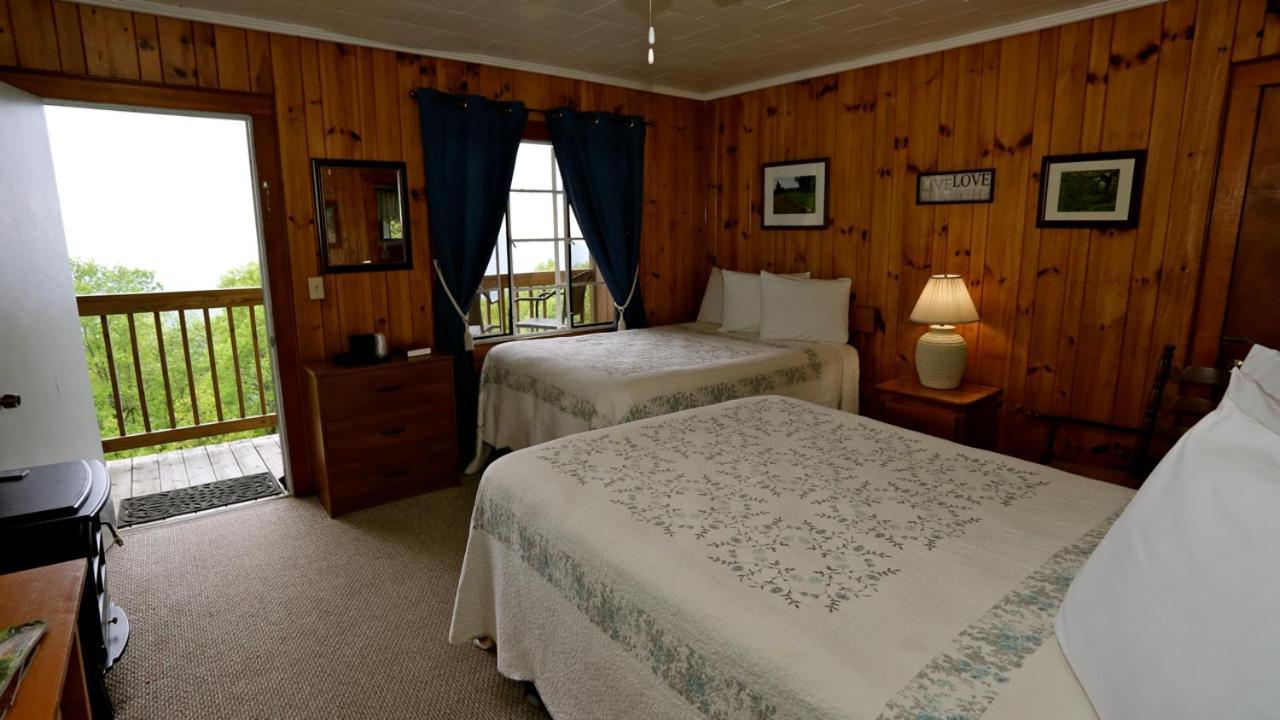 Alpine Inn Little Switzerland Exterior foto